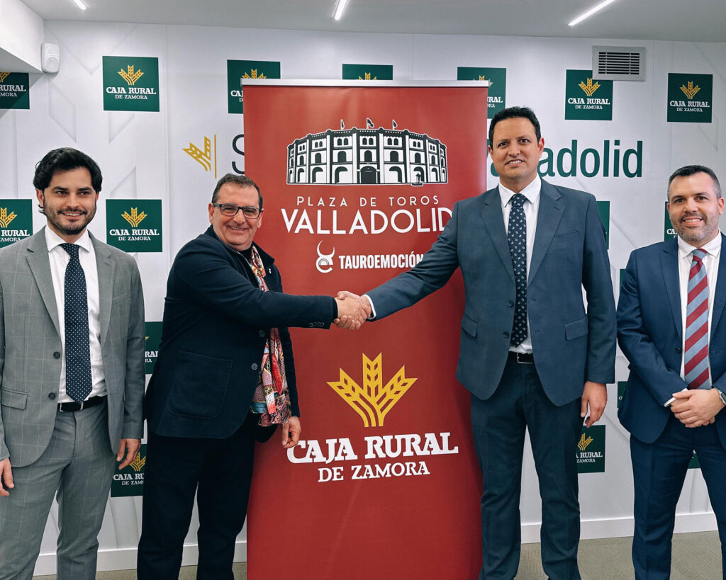 Caja Rural renueva su acuerdo con Tauroemoción, para impulsar la plaza de toros de Valladolid