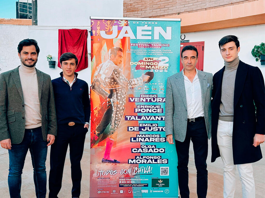 Festival de figuras en Jaén a beneficio del pueblo de Chiva